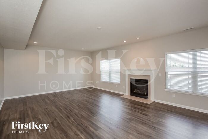 Building Photo - 4618 W Otway Ln