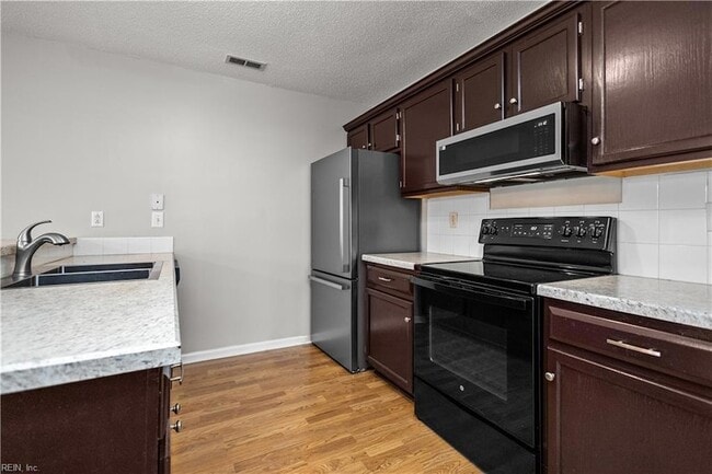 Building Photo - 1523 Orchard Grove Dr