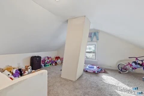 Building Photo - 147 Martin St