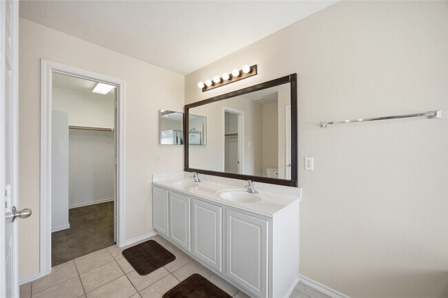 Building Photo - 59 E Stedhill Loop