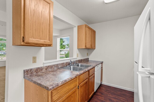 Building Photo - 2412-2414 Calder Ct.