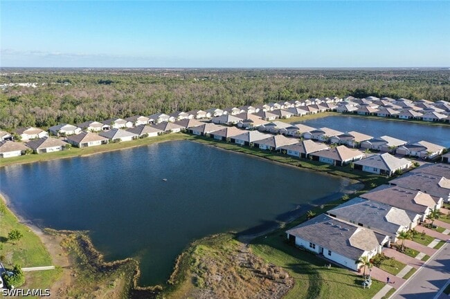 Building Photo - 1066 Enbrook Lp