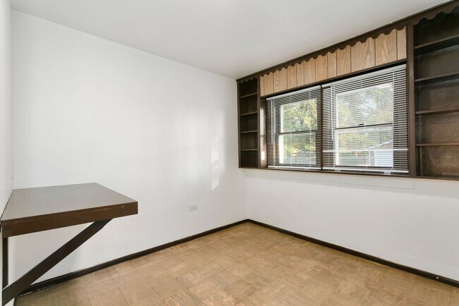 Building Photo - 3 bd 1 bath home