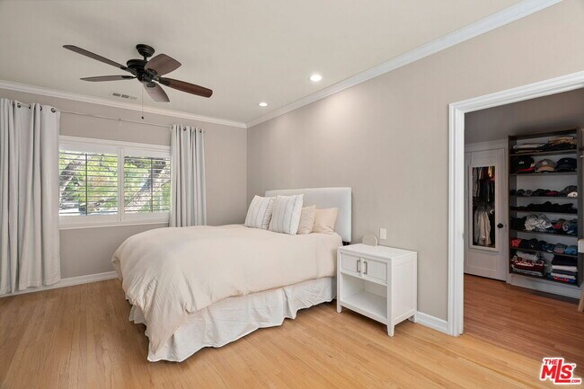 Building Photo - 3734 Loadstone Dr