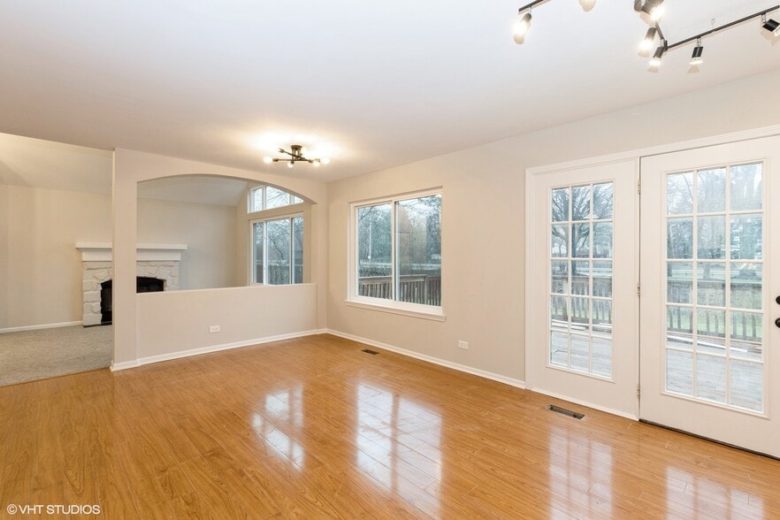 Building Photo - 4663 Rolling Hills Dr