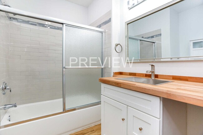 Building Photo - 8611 Key Windy Way