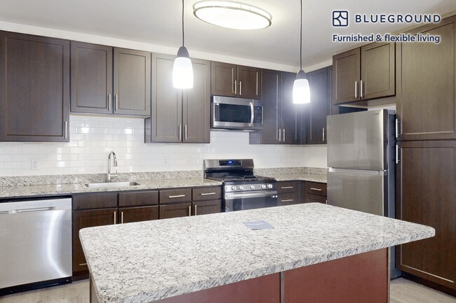 Building Photo - 80 North Centre Ave-SI FL3-ID2638A