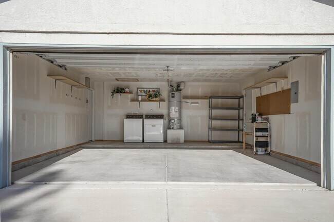 Building Photo - 3146 Chama Meadows Dr NE