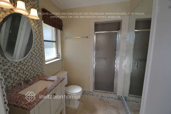 Building Photo - 225 Gleneagles Dr