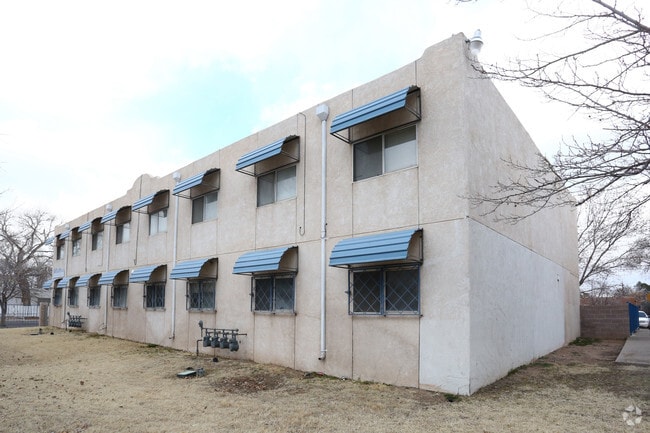 Building Photo - 1215-1223 Coal Ave SW