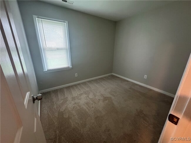 Building Photo - 10112 Molly Ln