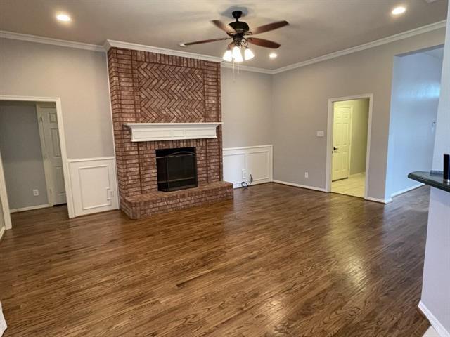 Building Photo - 2704 Crystal Glenn Cir