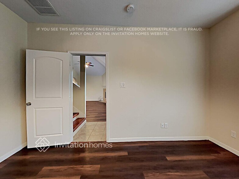 Building Photo - 18416 Sunrise Oaks Ct