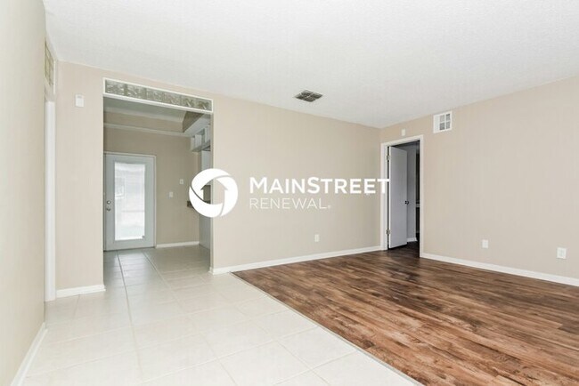 Building Photo - 3 Bedroom Pet-Friendly Home in Tarpon Spri...