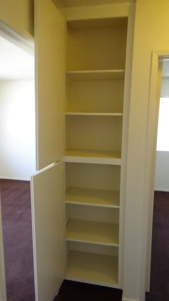 Linen Closet - 721 Summerwood Ln