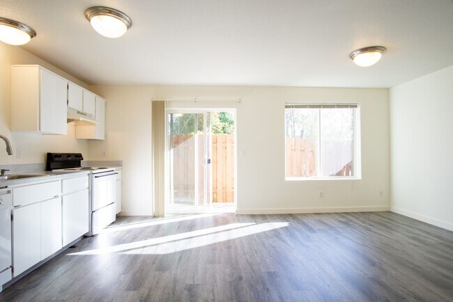 Building Photo - WINTER SPECIALS: Garden Level 1 Bdr w/ Private Patio Ready Now!