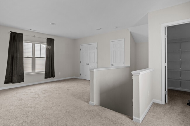 Building Photo - 68 W County St