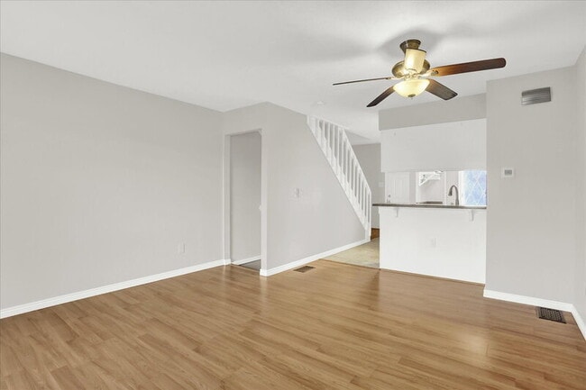 Building Photo - 2635 E Nichols Cir