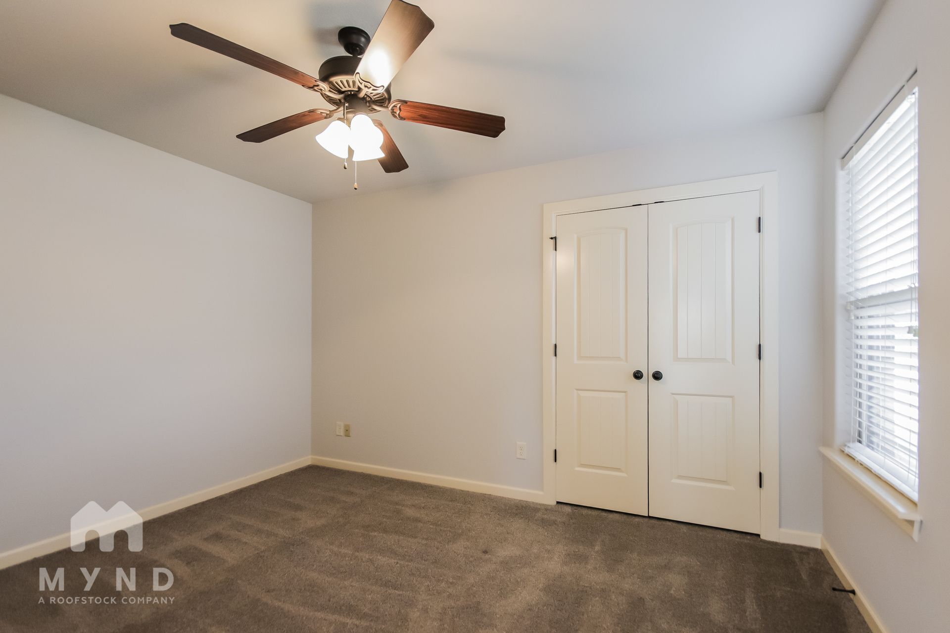 Building Photo - 2403 SW Worthington Ave