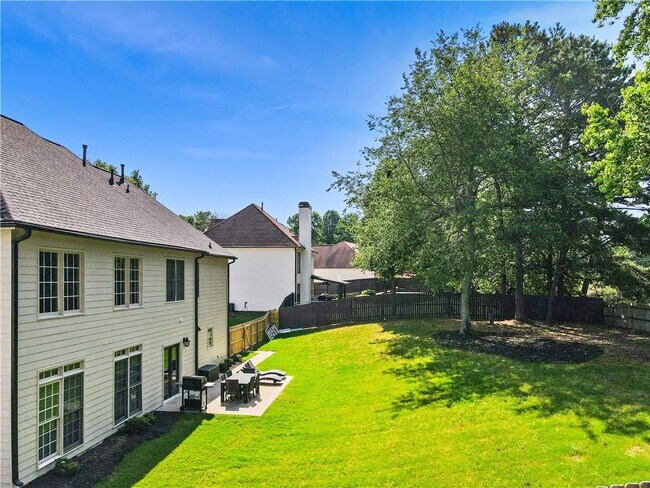 Building Photo - 2065 N Bethany Creek Dr