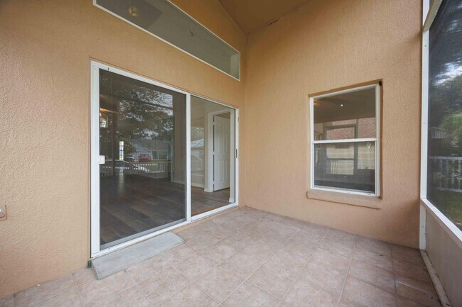 Building Photo - 2364 Paulette Dr