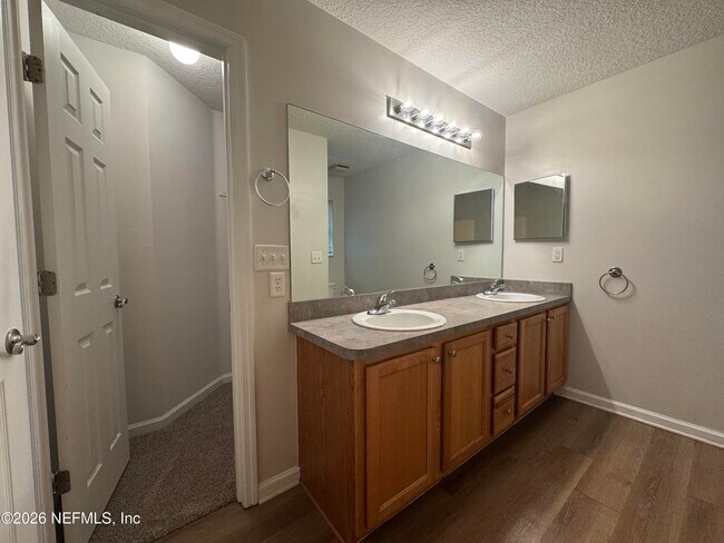 Building Photo - 130 E Harwillu St