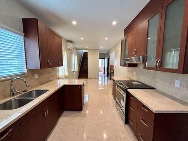 Building Photo - Like New Single Family Home in McCully!