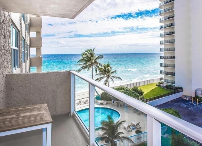 Primary Photo - 5440 N Ocean Dr