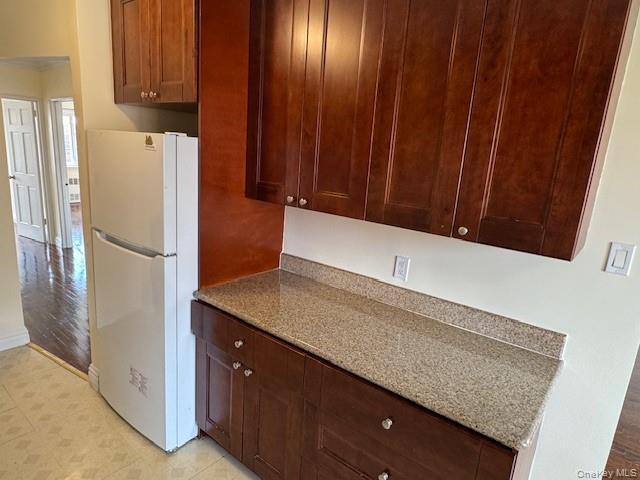 Building Photo - 25-44-44 81st St