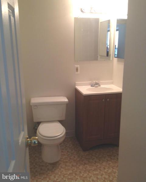 Building Photo - 7821 Enola St