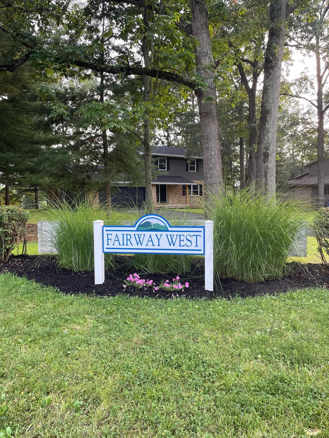 Building Photo - 6580 Fairway Dr W