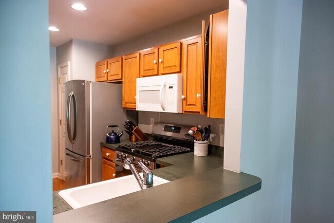 Building Photo - 1106 Cherry Wood Ct