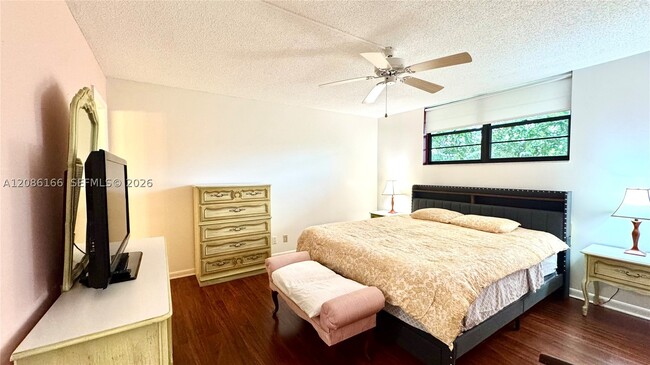 Building Photo - 2420 Deer Creek Country Club Blvd