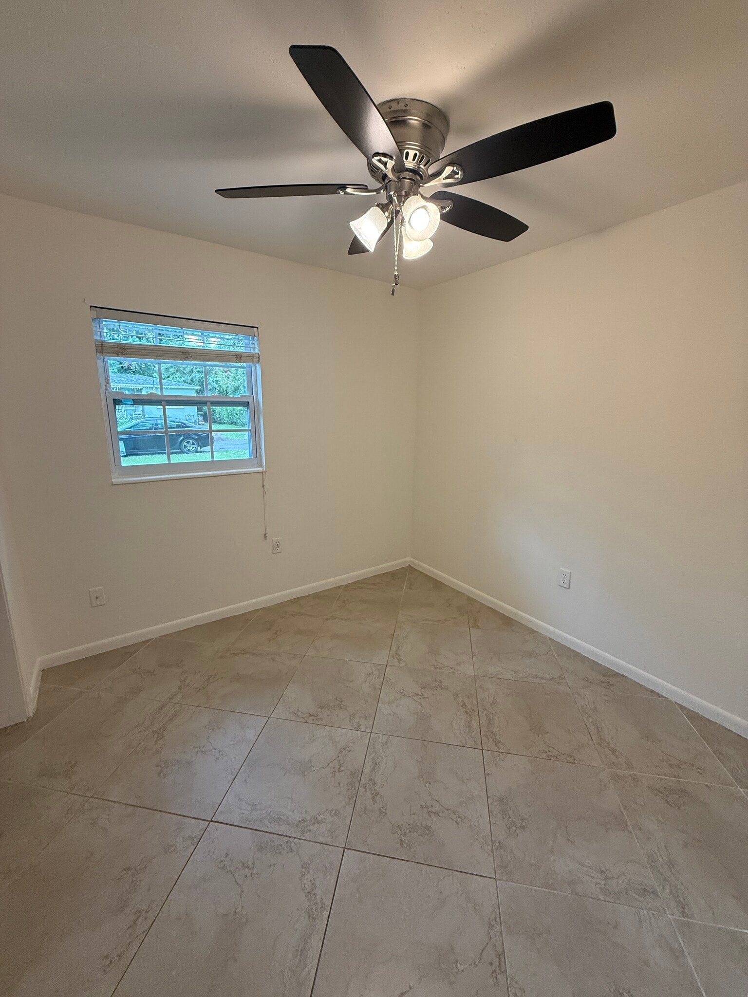 room 3 (smaller) - 2315 Carroll Pl