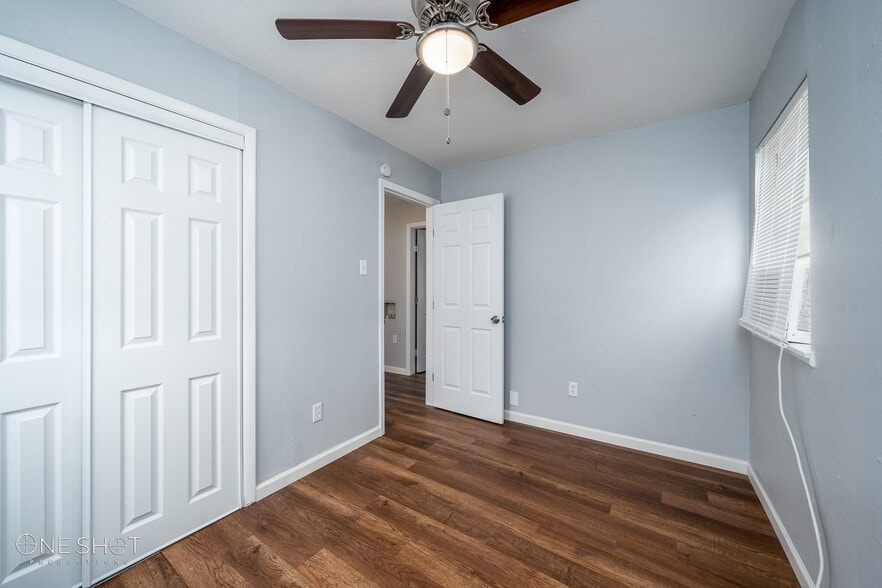 Building Photo - 525 N Bowie Dr