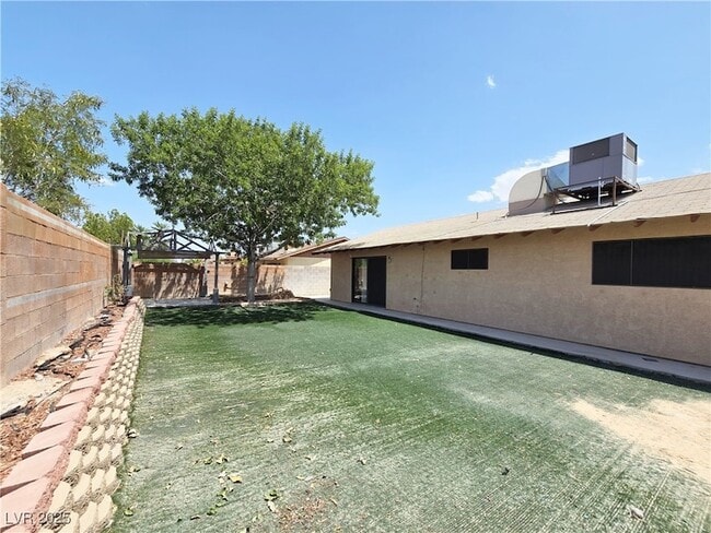 Building Photo - 6346 Bullion Blvd