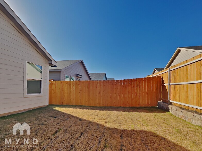 Building Photo - 1037 Calley Pear Trl