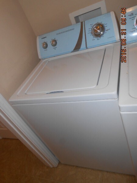 Building Photo - Renovated Three Bedroom Townhome in Townes of Buckwalter