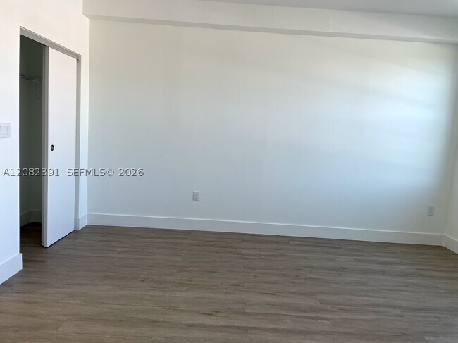 Building Photo - 4100 SW 64th Ave