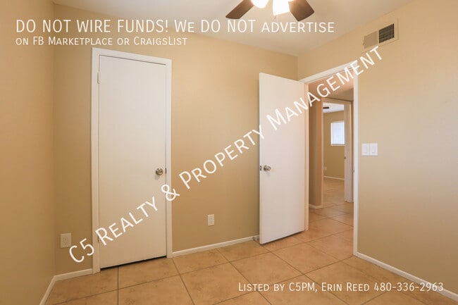 Building Photo - 4722 E Apollo Rd