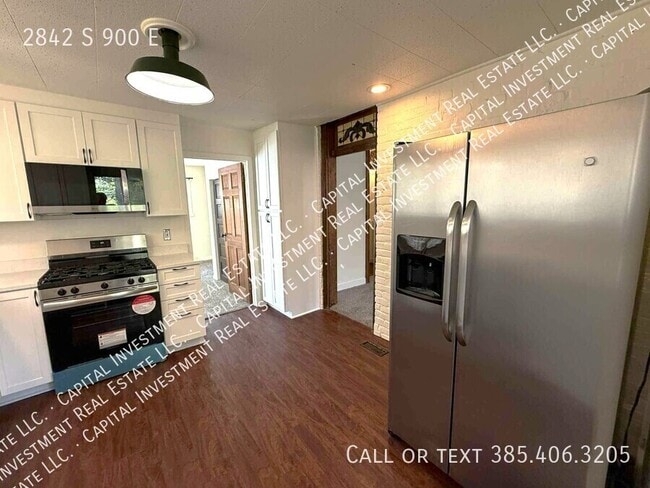 Building Photo - 2842 S 900 E