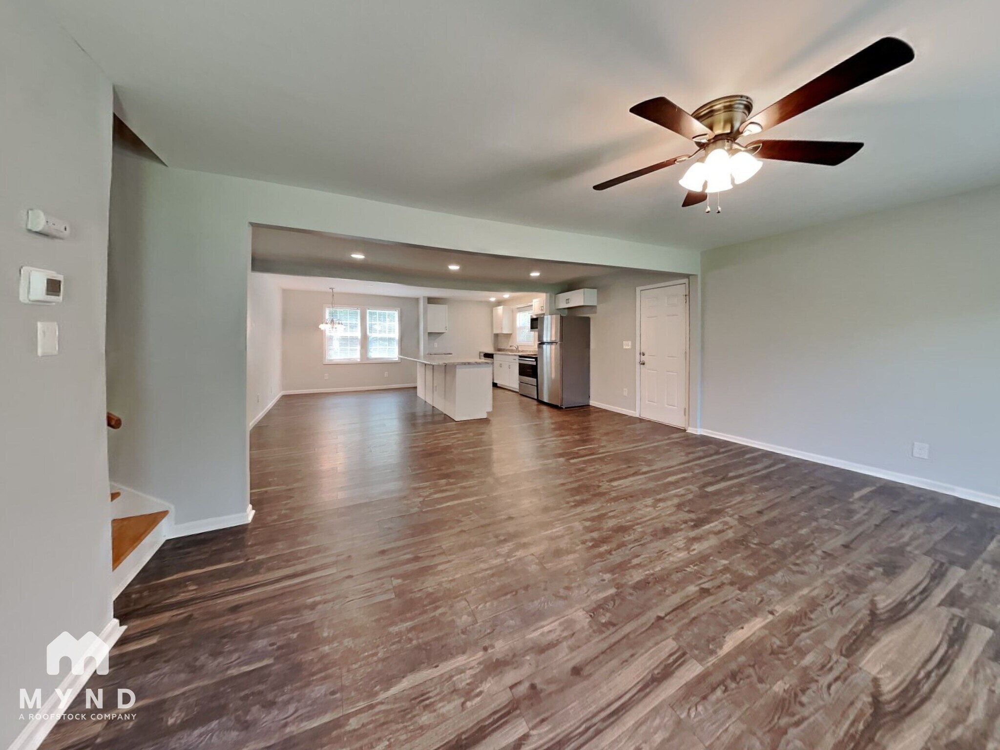 Building Photo - 2901 Newark Dr