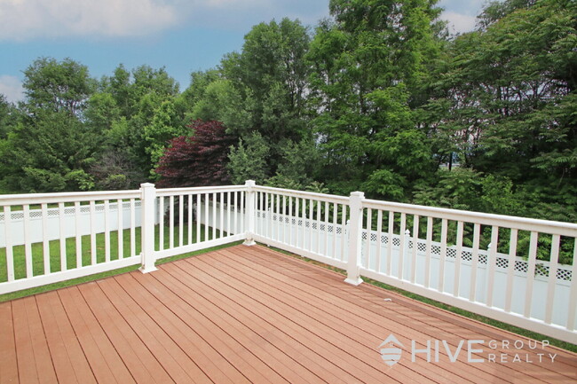 Building Photo - Golf Course Living with Spacious Comfort Inside & Out!