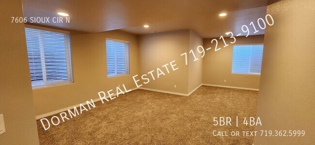 Building Photo - Single Family with Chef Kitchen
