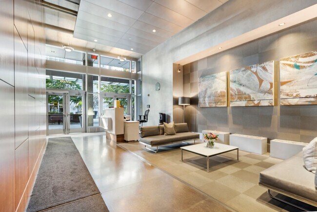 Building Photo - The Civic - 2 bed/2 bath, east facing 16th...