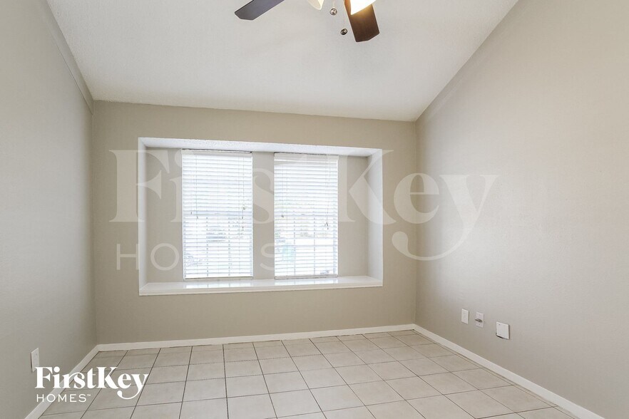 Building Photo - 11537 Springshire Dr