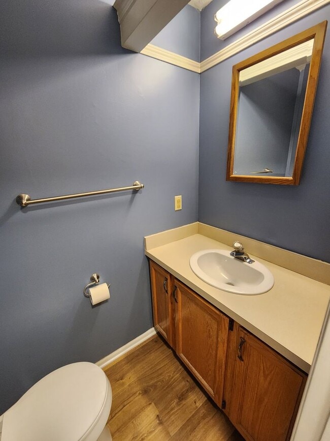 Building Photo - 4 Bedroom Home For Rent in Solon