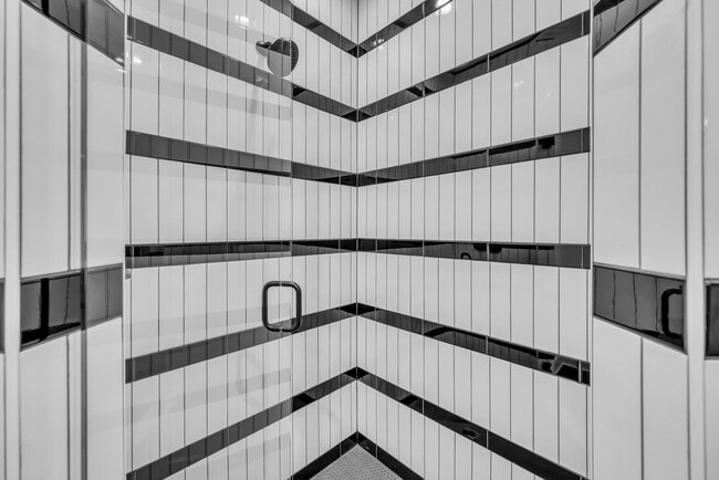 Building Photo - 1701 Portland Ave