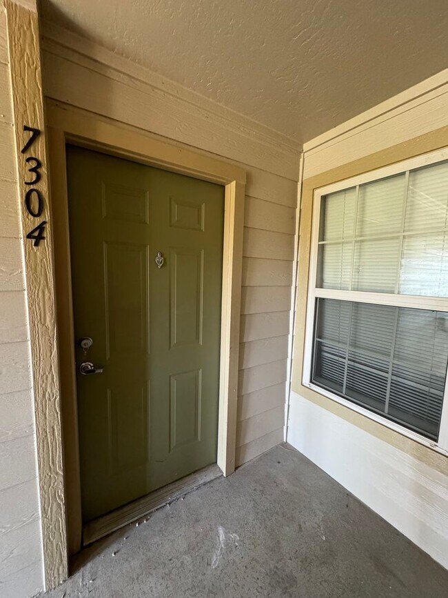 Building Photo - Nice 1  Bedroom Condo in South Ft. Collins