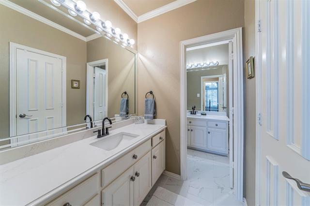 Building Photo - 5120 Ambergate Ln